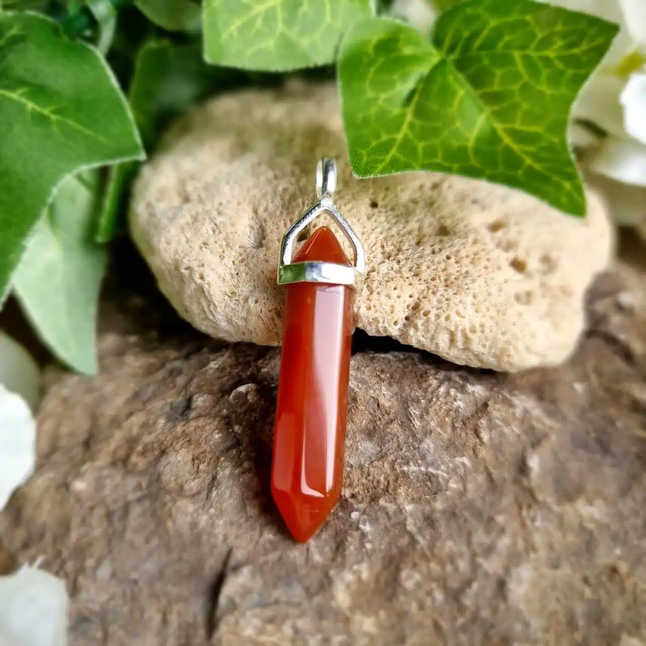 Carnelian Silver Point Pendant Carnelian Silver Point Pendant