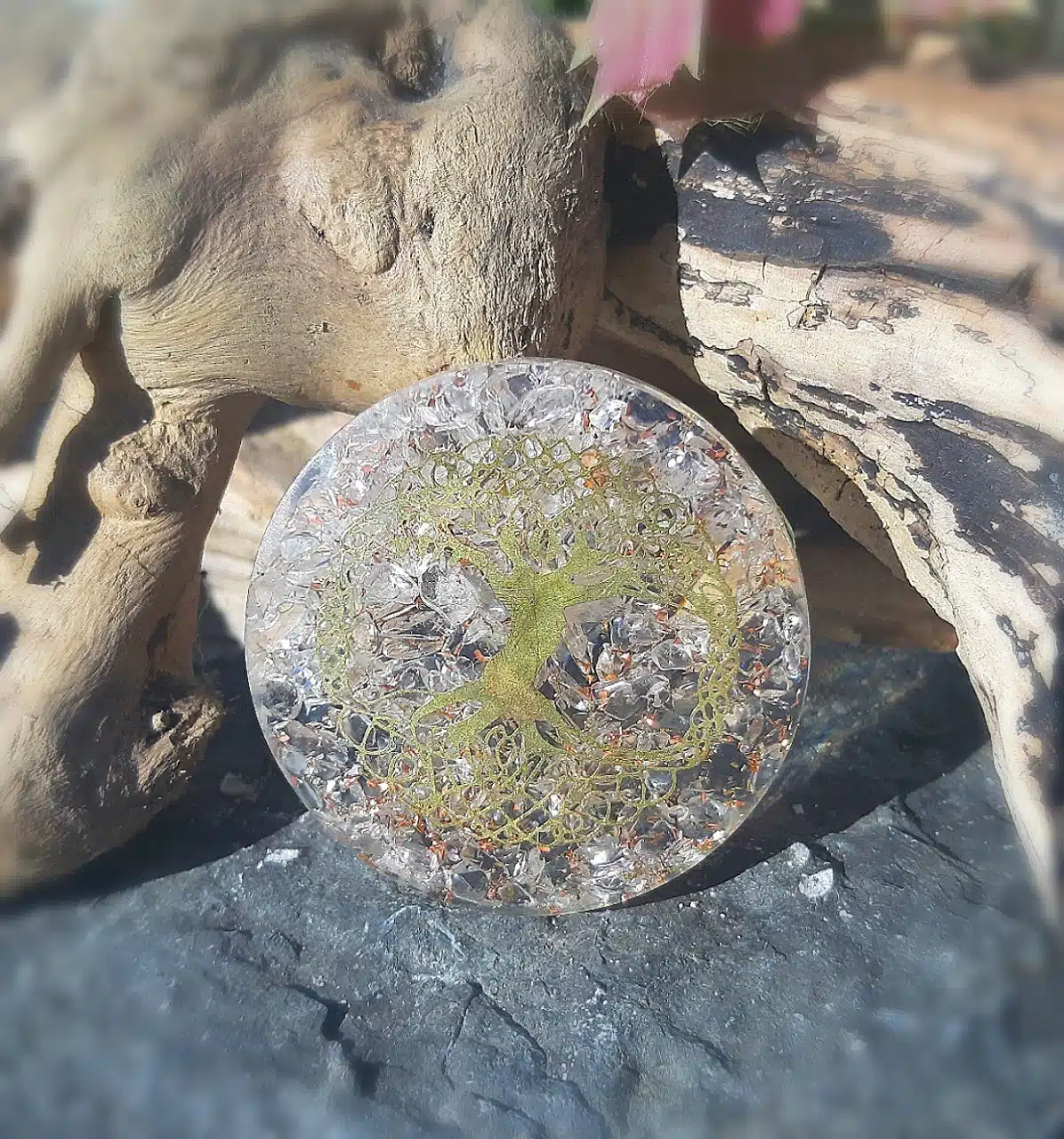 Quartz Orgone Dome Generator Quartz Orgone Dome Generator