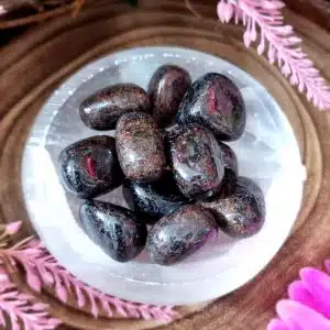 Garnet Crystal Tumblestone