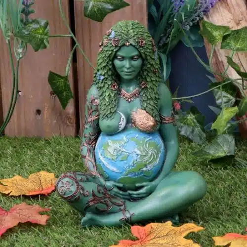 17.5cm Mother Earth Figurine