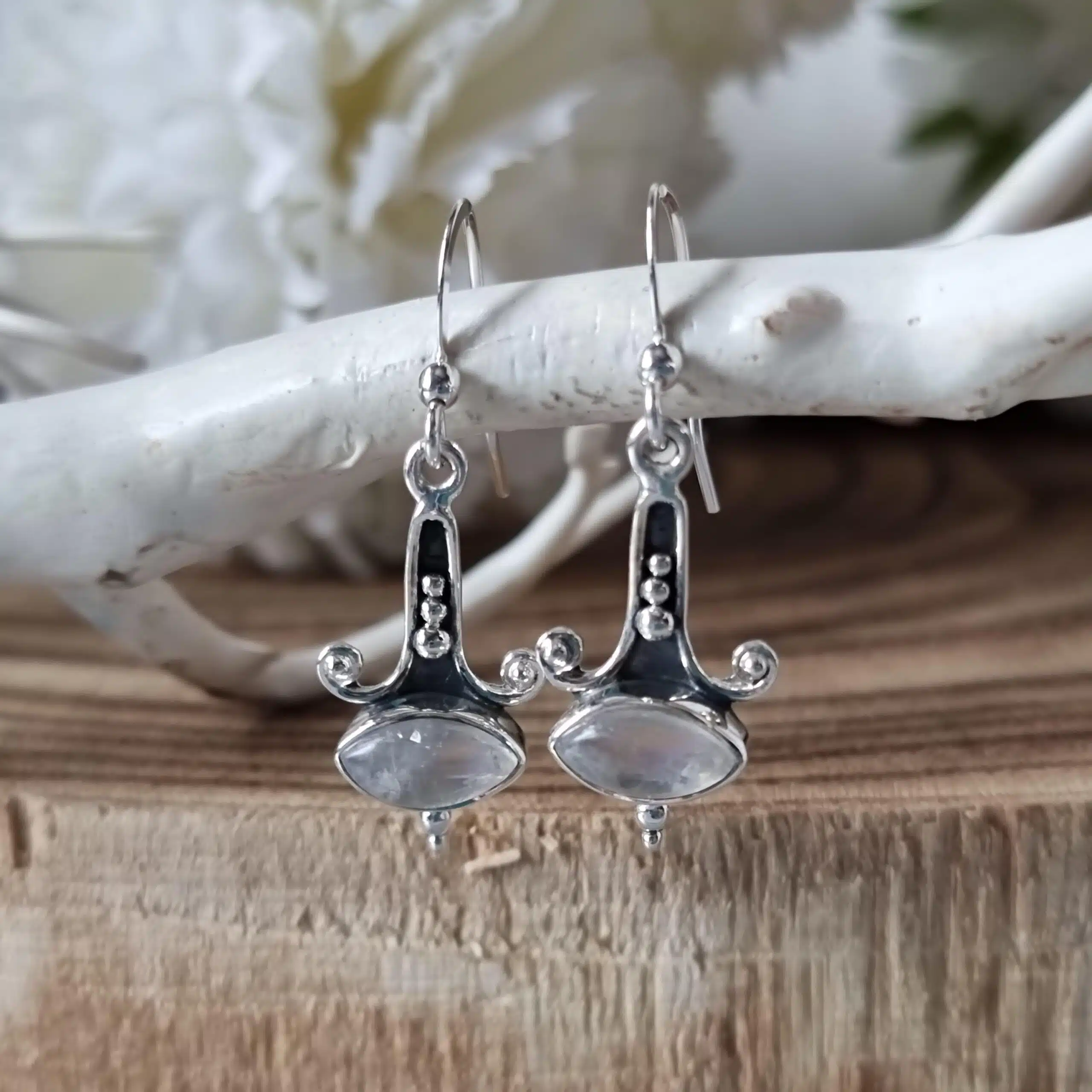 Silver Moonstone Earrings Silver Moonstone Earrings